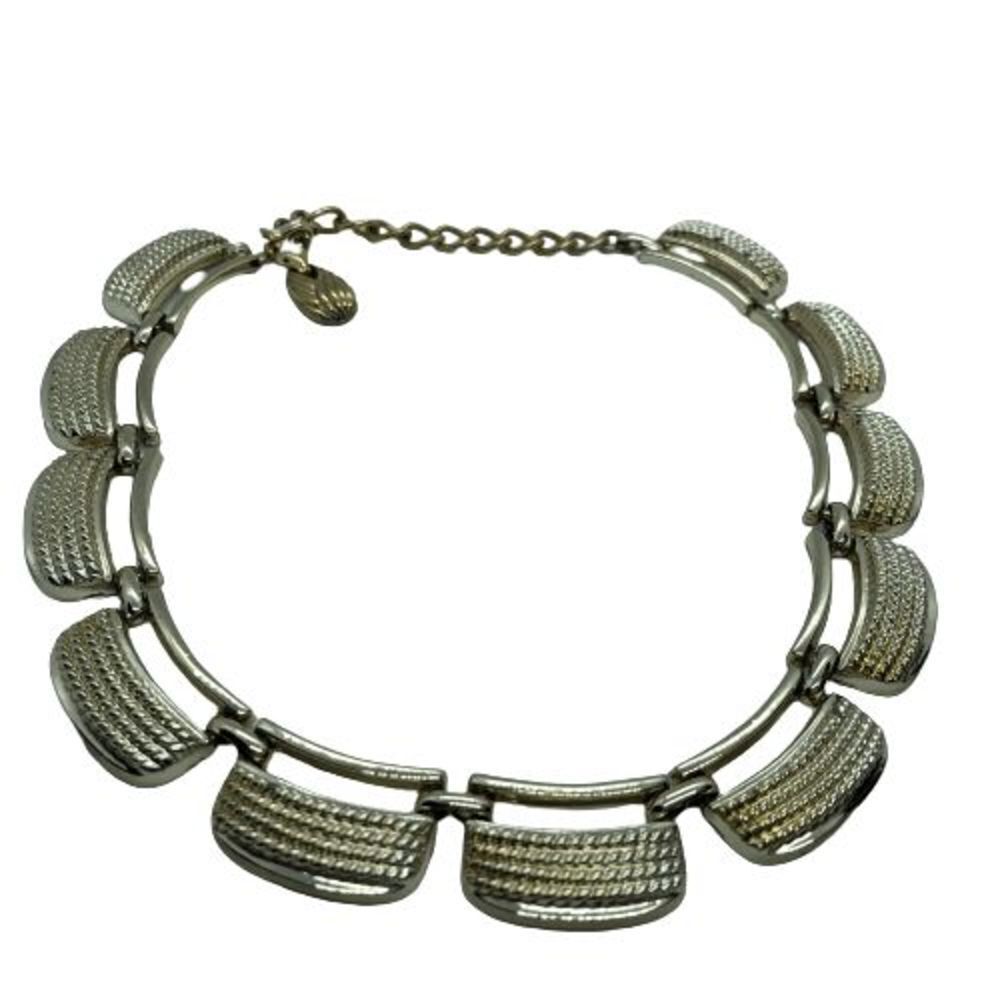 Vintage Lisner Gold Tone Short High Collar or Choker Necklace